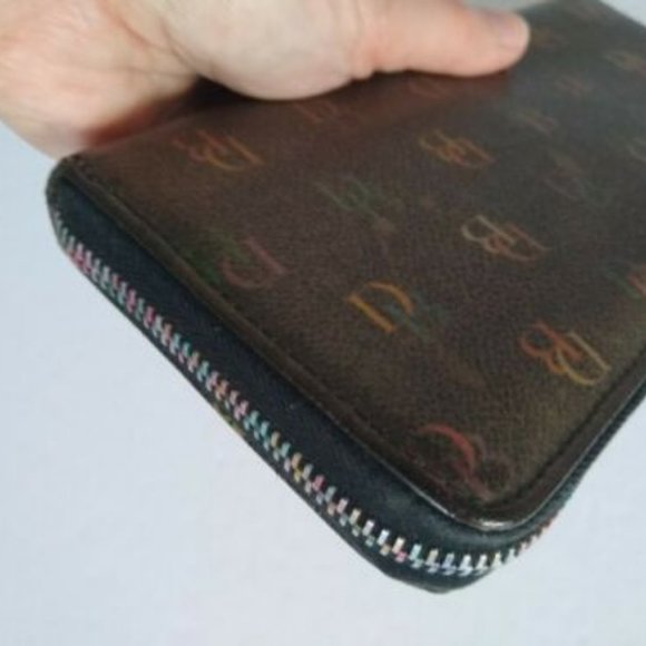 Dooney and Bourke Signature Large Wallet Fashion - Picture 6 of 10